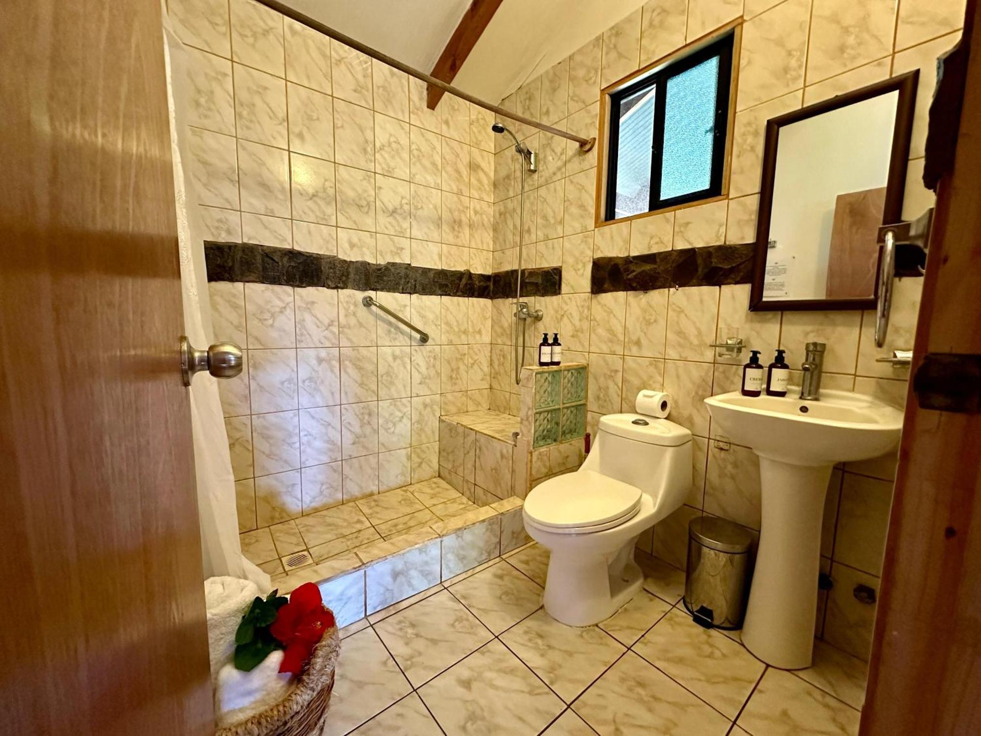 Paraiso Sunset Bungalows Hanga Roa Luaran gambar